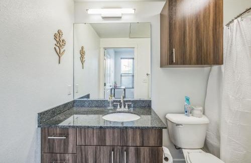 Heart of Missoula Apartment | Downtown Flat with Gym - WalkScore 95