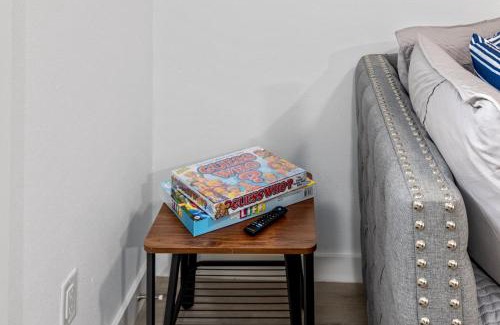 Northside House | Downtown Heights Flat Games Tvs Wifi Pets