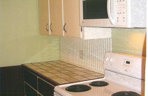 Yarmouth Apartment | Downtown Historic District minutes to waterfront and downtown amenities.