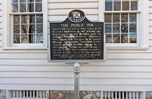 Quigley House | Downtown Huntsville Gem, 2BR Walk to the Square!