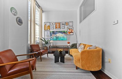 Mile Square Apartment | Downtown Indy 2BR - Stadium, Convention - Arcade Games - Skywalk