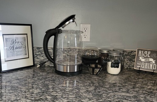 Mile Square Apartment | Downtown Indy Lucas Oil Conv Center Skywalk #6