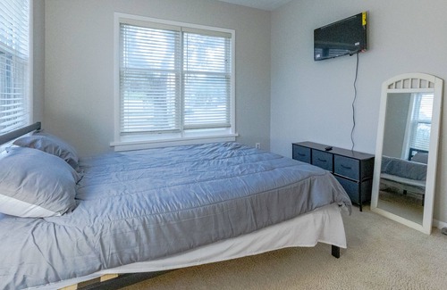 Lakeland House | Downtown Lakeland Chateau
