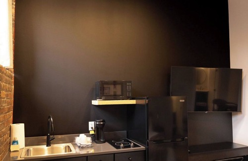 Downtown Toledo Apartment | Downtown Loft at 5/3 Field!