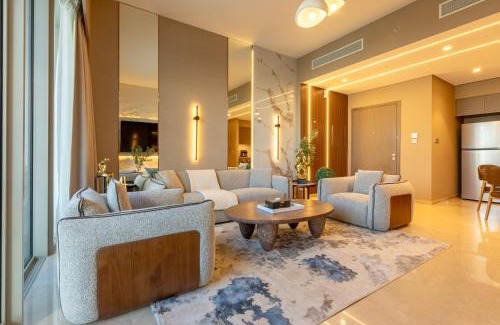 Downtown Dubai Apartment | Downtown Luxury - Magnificent Burj Khalifa & Fountain Views - Walking Distance to Dubai Mall
