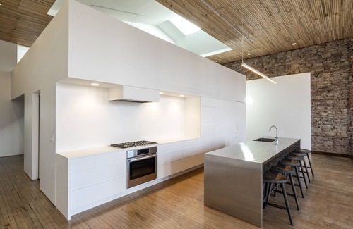 Medina House | Downtown Medina Contemporary Loft