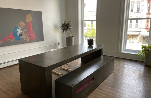 Medina House | Downtown Medina Contemporary Loft