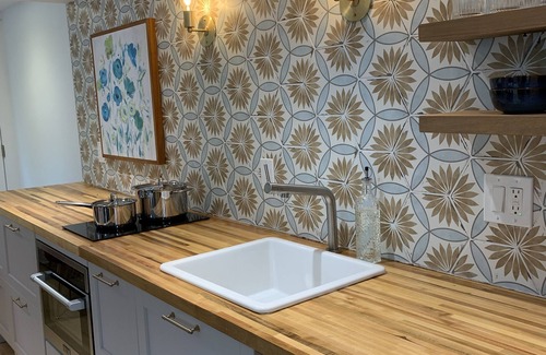 Mystic Apartment | Downtown Mystic Flat - Newly Renovated