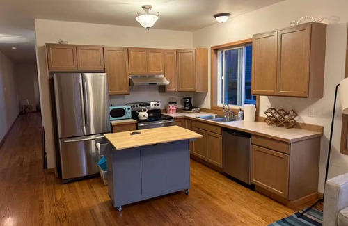 North Bend House | Downtown North Bend Basecamp