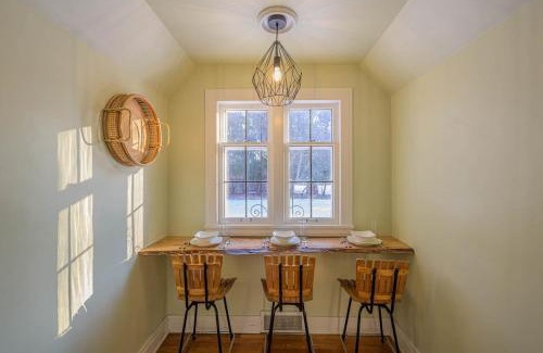 Appleton House | Downtown Oasis Family Home - Lawrence University PAC College Ave