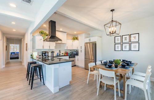 Denver Heights House | Downtown Oasis Hot-tub & Games,5 Min To Riverwalk