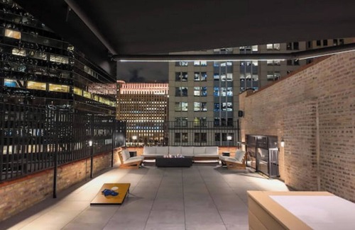 Downtown Chicago Condo | Downtown Penthouse Huge Patio with Great View