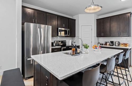 Near East Side House | Downtown Retreat 3BD with Pool Table, Ping Pong, and Firepit!