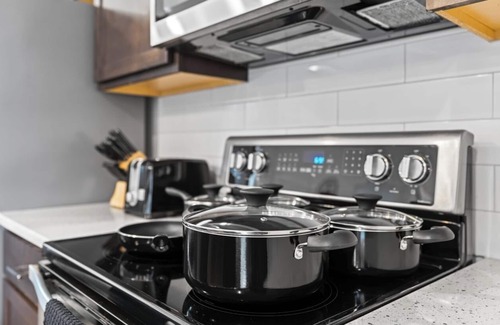 Near East Side House | Downtown Retreat 3BD with Pool Table, Ping Pong, and Firepit!