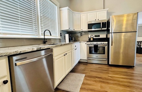 Fletcher Place House | Downtown Retreat walkable to Lucas Oil and Gainbridge Fieldhouse