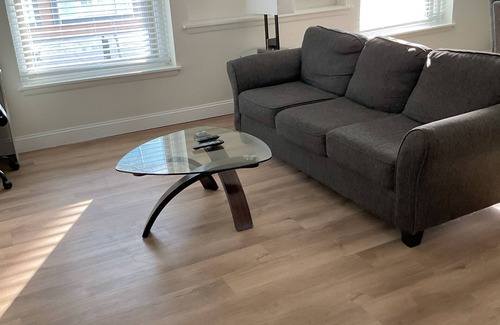 Saratoga Springs Apartment | Downtown Saratoga-Walking Distance to Broadway!