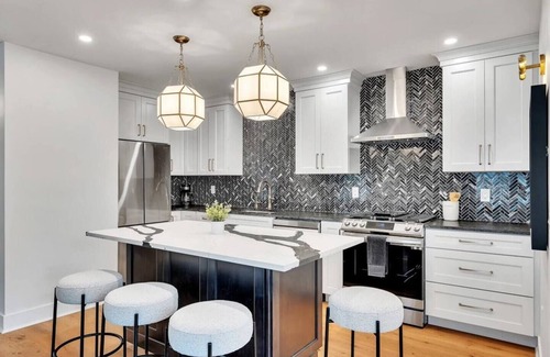 Saratoga Springs Apartment | Downtown Saratoga Luxury Oasis