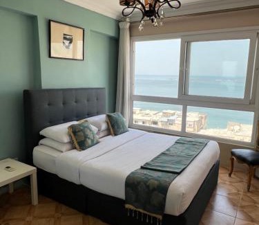 Al-Jumruk Apartment | Downtown Sea View Suites