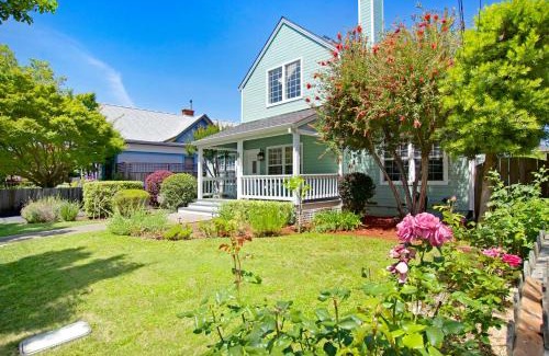 Napa House | Downtown Splendor