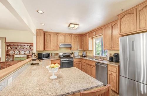 Napa House | Downtown Splendor