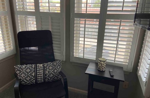 Central Business District House | Downtown3BR/2.5BA Townhouse-RoofBalcony-Park 2Cars