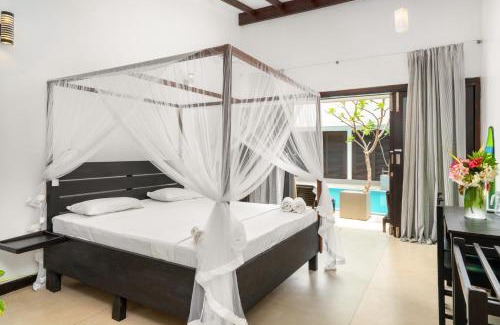 Kudawa Hotel | Downwinder Lagoon Lodge