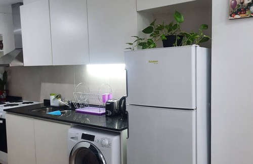 El Centro Apartment | Dowtown Rest Emerald