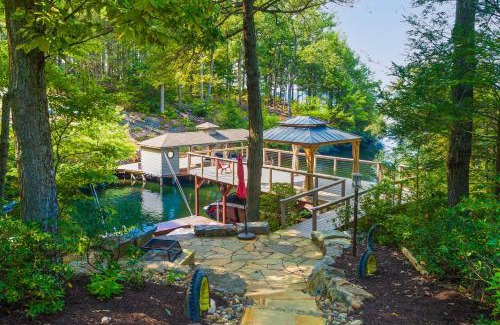 Mineral House | Dragonfly Cove