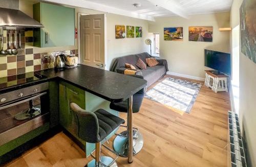 North Newton House | Dragonfly One
