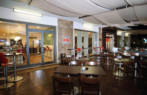 Maranello Hotel | Drake