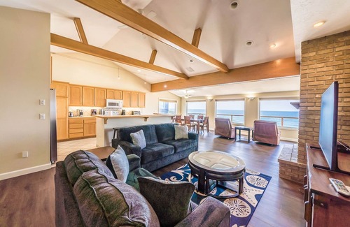 Nelscott House | Dramatic oceanfront views. Open high ceilings. Huge deck & walls of windows!
