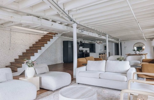 Old Montreal Apartment | Dream 2 floor Penthouse|4BD-4BA|Old Mtl