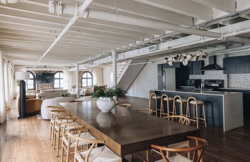 Old Montreal Apartment | Dream 2 floor Penthouse|4BD-4BA|Old Mtl