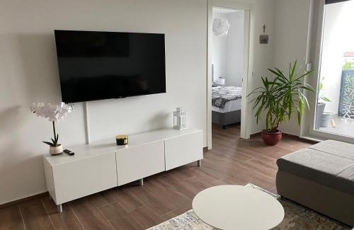 Velika Gorica Apartment | Dream Apartment VG - Self Check in - Garage