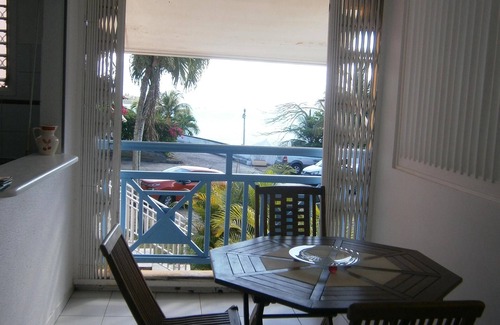 Perinet Apartment | Dream apartment with infinity pool and view on the islet of Gosier