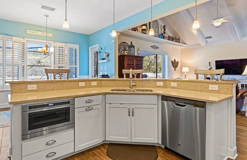 Vilano Beach House | Dream Beach Haven! Rambler, Heated Pool, Beachside