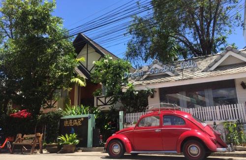 Chang Khlan House | Dream Garden Villa Hotel Night Bazaar ChiangMai