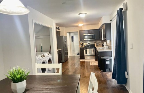 Snellville House | Dream Getaway Home in Snellville, Huge Yard, Deck and Smart TVs in Every Room!
