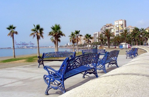 25 Anos de Paz Apartment | Dream in Blue, Magnificent 2 bedroom apartment 4 pers at 250 meters from the beach