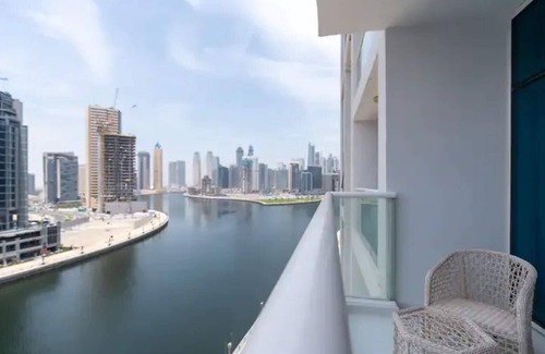 Downtown Dubai Apartment | Dream Inn - 2BR Apartment in Business Bay with canal view