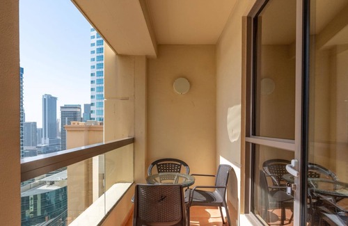 Dubai Marina Apartment | Dream Inn - 3BR Apartment with Marina View