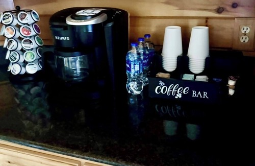 Myra Cabin | Dreamcatcher elite cabins and events 3BDR 2bth retreat in Saint jo TX