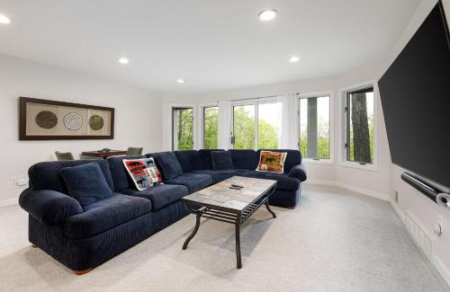 Bellaire House | Dreamers Peak at Shanty Creek Resort