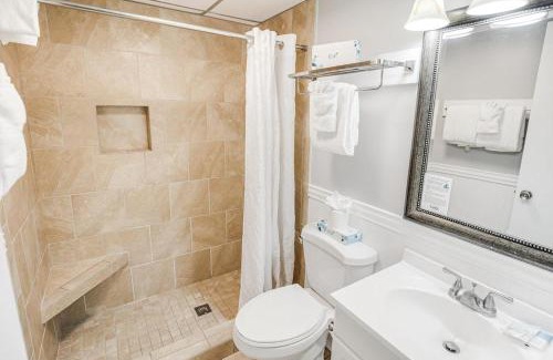 Litchfield by the Sea Apartment | Dreaming of the Beach Resort View King Rm 2nd Flr