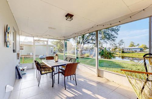 Port Charlotte House | Dreaming on the Canal