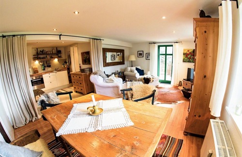Hosterwitz Apartment | * Dreamlike Elb-Chalet with charm * Massages bookable