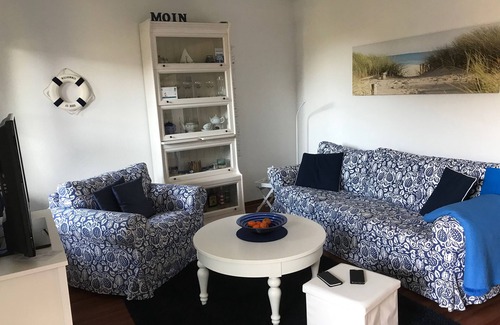 Wangerland Condo | Dreams under a thatched roof, terrace, WLAN, beach chair on the family beach free of charge