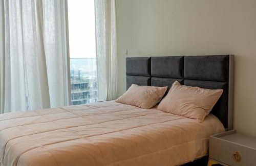 Bur Dubai Apartment | DreamShoma- Fabulous 1BR Luxury