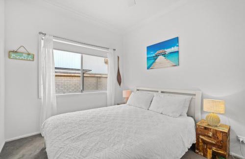 Avoca Beach Apartment | Dreamy 3-Bed Oceanfront Avoca Beach House