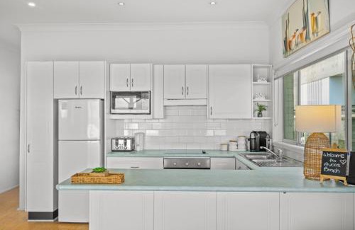 Avoca Beach Apartment | Dreamy 3-Bed Oceanfront Avoca Beach House